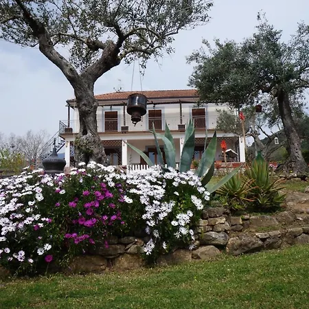 La Casa Di Giu Bed & Breakfast