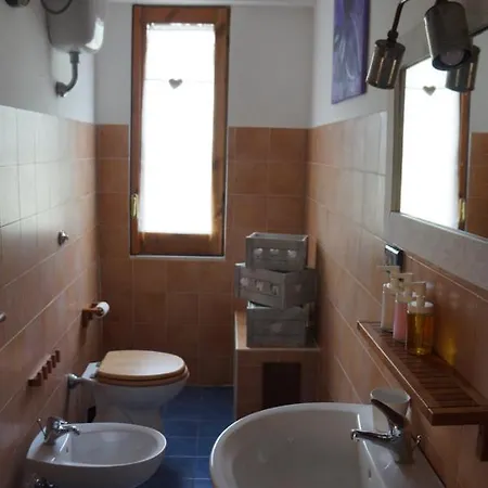 Bed & Breakfast La Casa Di Giu *