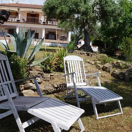 La Casa Di Giu Bed & Breakfast *